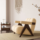 Fauteuil lounge minimaliste sur piétement bois